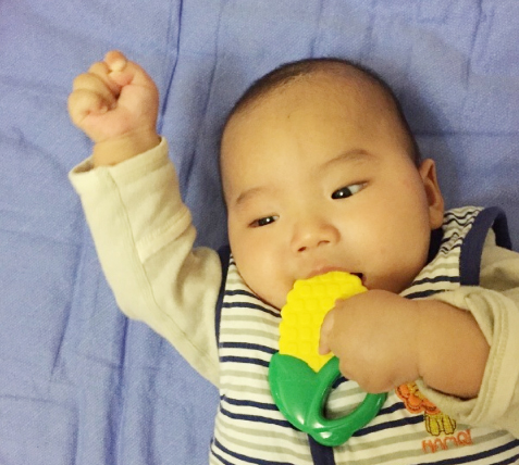 0-2岁宝宝精细动作,0-3岁幼儿动作发育标准