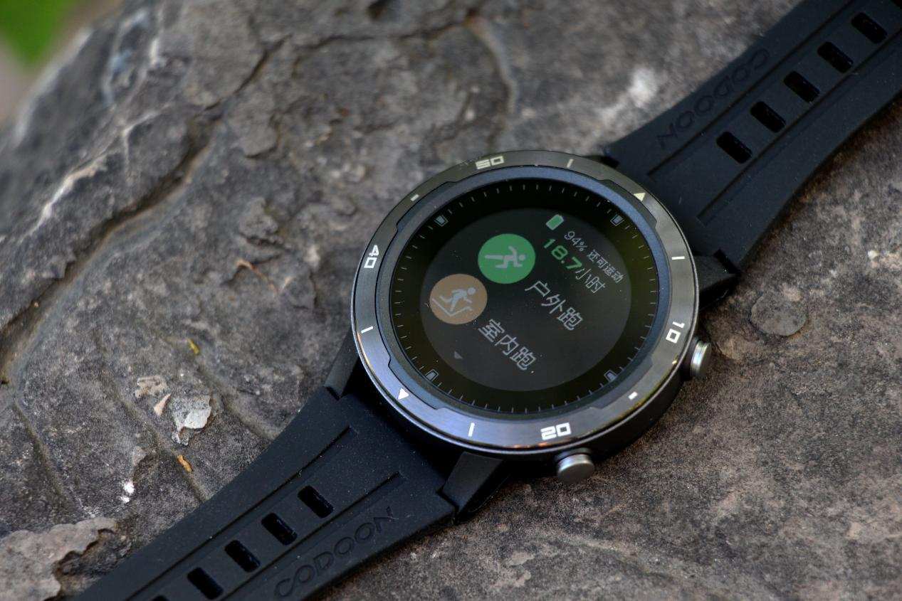 硬核升级，专为城市精英跑者打造：咕咚X3-RE精英版深度体验