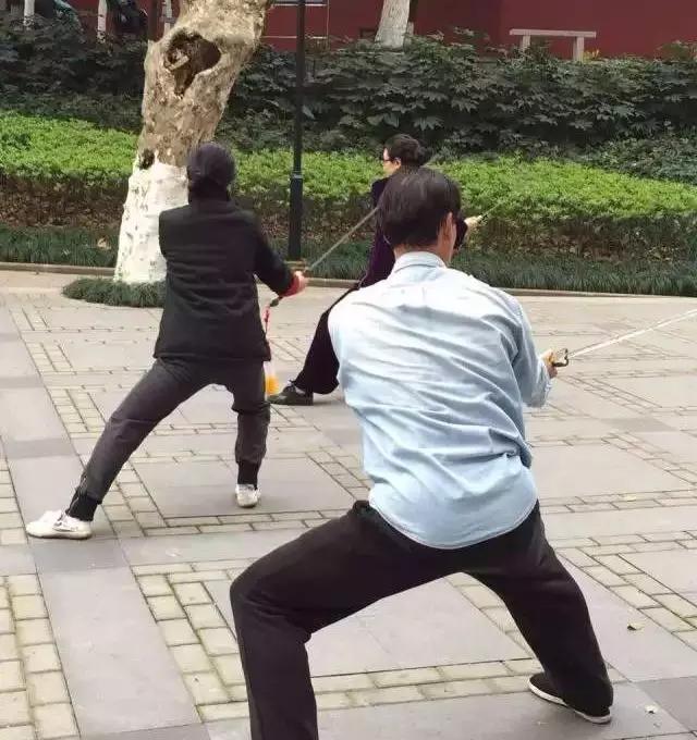 太极练腰的最好方法,太极腰在哪里