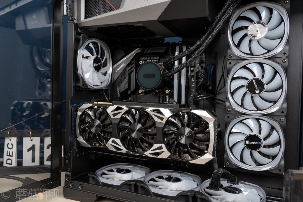 镁光pcie4.0固态硬盘评测,镁光sata256g固态硬盘好吗