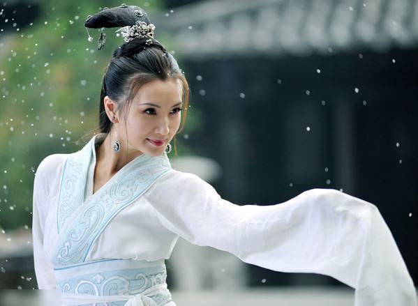 仿冒金庸小说名字,假冒金庸和梁羽生的2本武侠小说