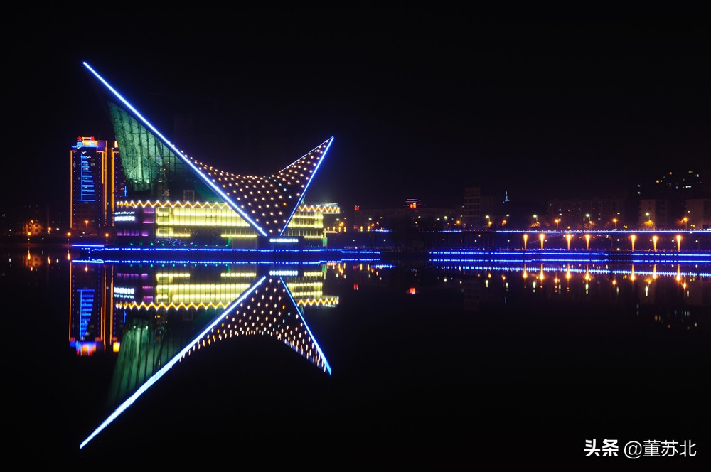 新疆城市喀什介绍视频,喀什城市面貌图文