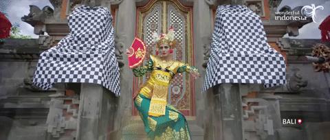 巴厘岛海神庙是哪个宗教,巴厘岛海神庙景点在哪里