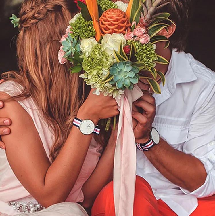 送给恋人的腕表里，隐藏着时光的秘密