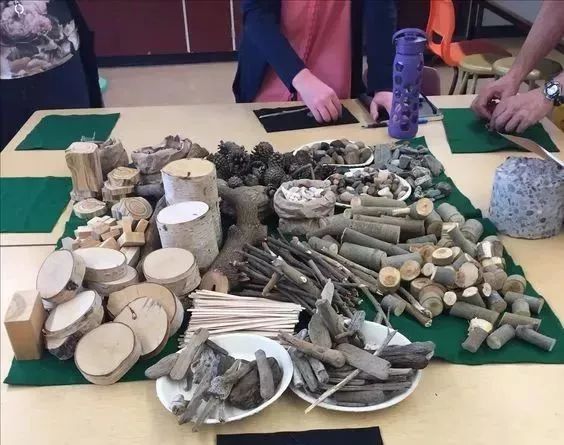 幼儿园用干树枝做成的手工,树枝创意100种手工画幼儿园