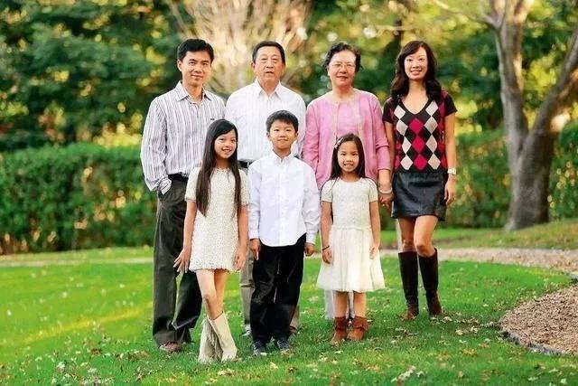 世界上最黑的宝宝近况,史上最丑最黑的婴儿