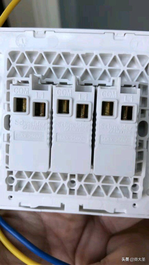 开关插座高效率安装教程,开关插座高度定位标准表