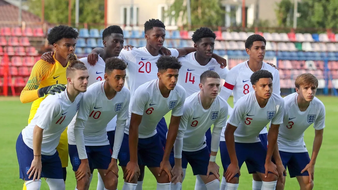 拜仁新星穆西亚拉2021,穆西亚拉哪年加入拜仁一线队