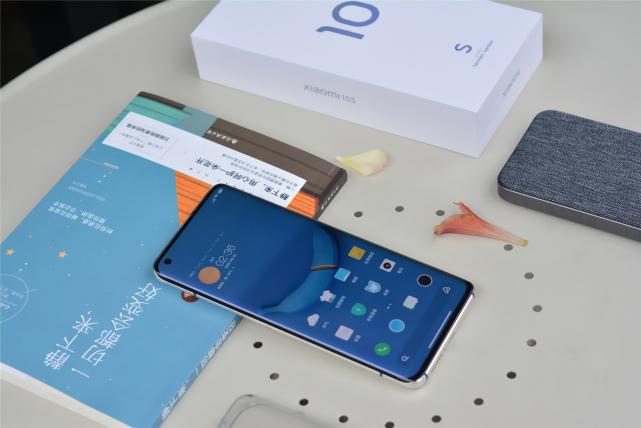 小米10s对比gt大师探索版,真我gt大师探索版双11多少钱