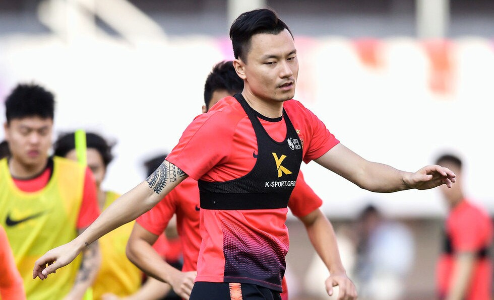 广州恒大亚冠塔利斯卡保利尼奥,保利尼奥郑智恒大