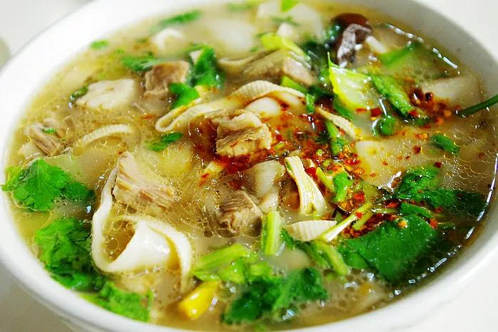 河南一家烩面,河南烩面馆月赚6万