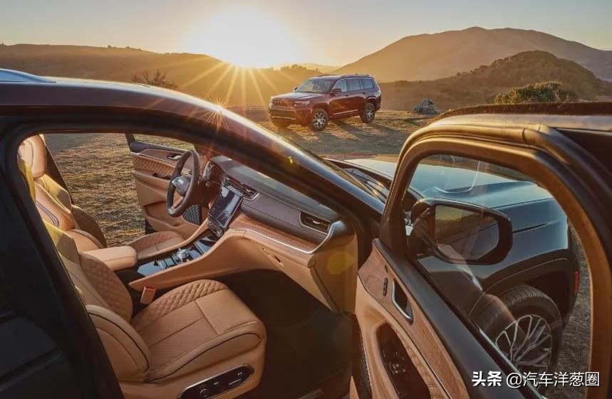 2003款jeep大切诺基v8,jeepv8大切诺基越野视频