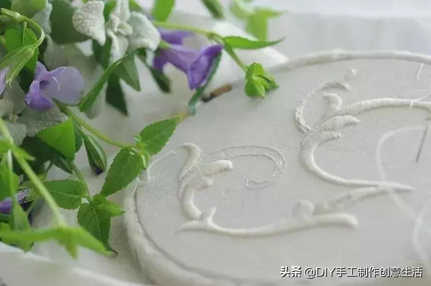 白线的刺绣,白线刺绣针法