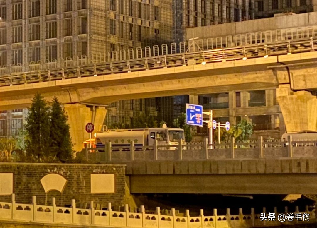 iphone11pro和iphone11拍照的区别,iphone11pro和iphone12拍照