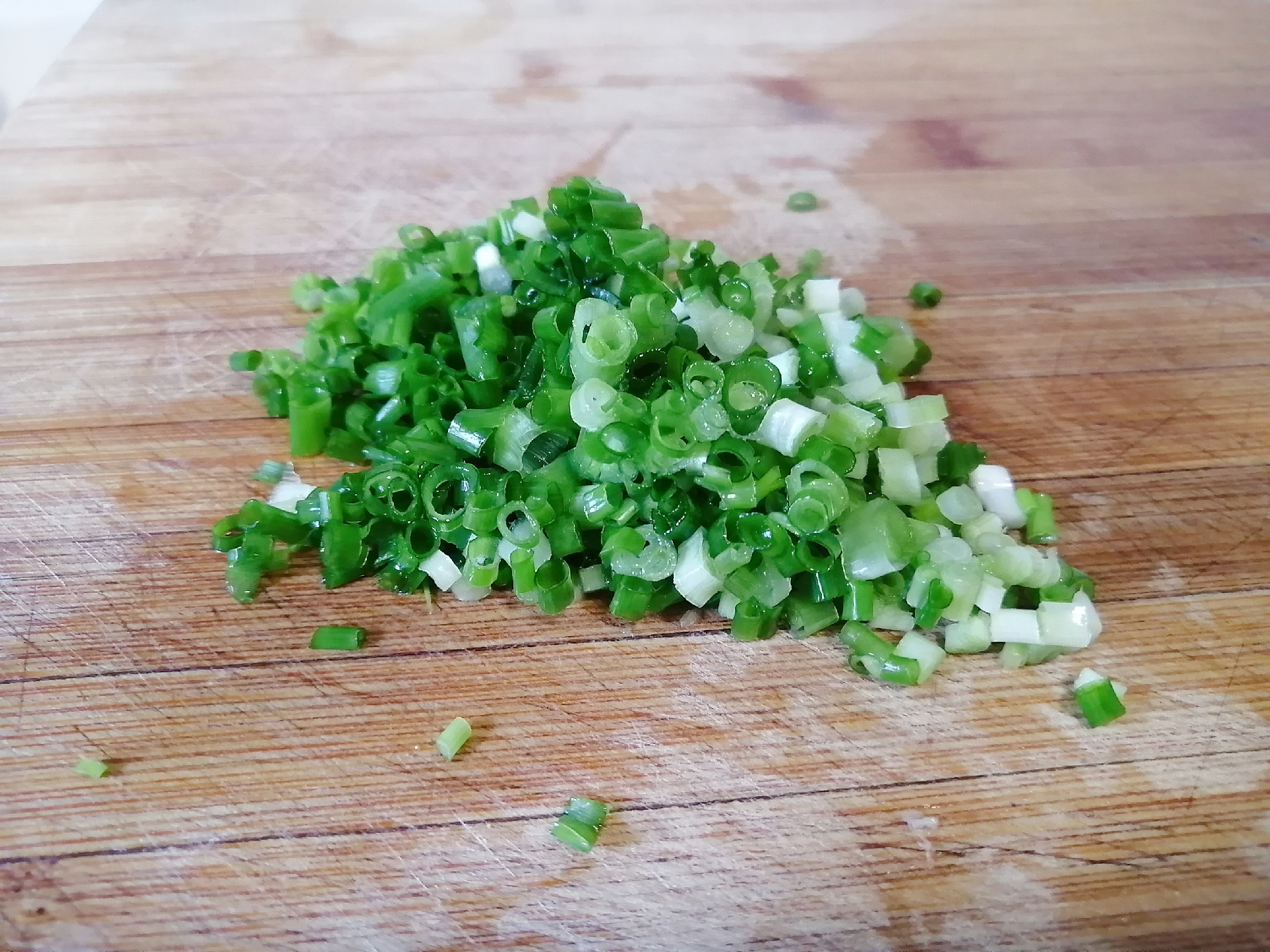 白米饭吃腻了怎样解决,白米饭鱿鱼炒饭