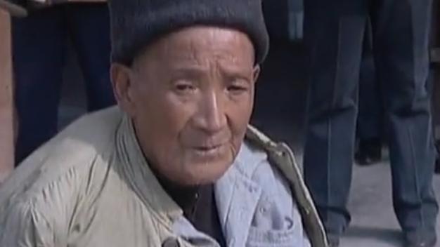 老人突然人体自燃烧成灰,老人自燃真实视频