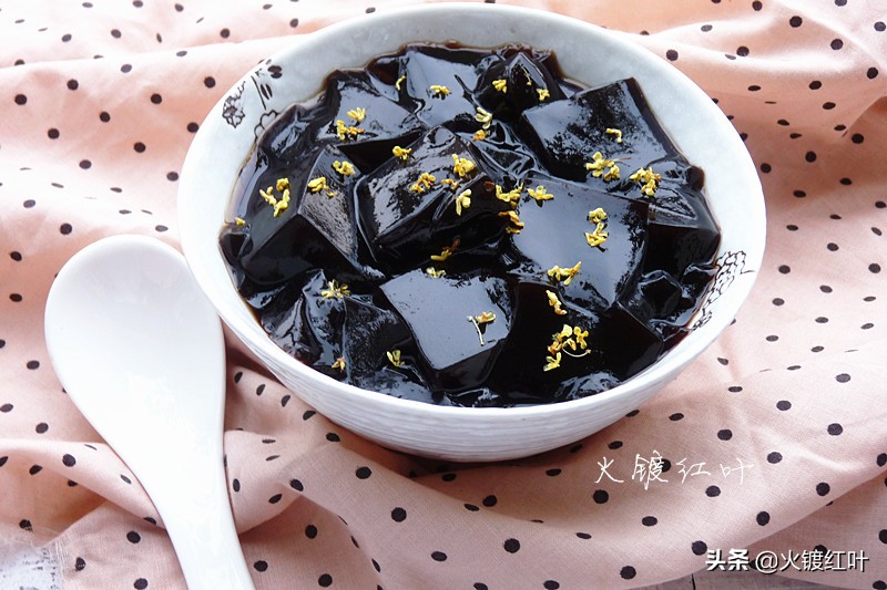 自制龟苓膏清热消暑的必备饮品,消暑佳品龟苓膏的做法