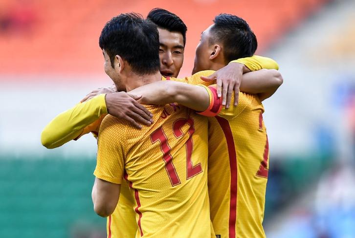 国足守住了最后的尊严,李铁赛后谈国足状态