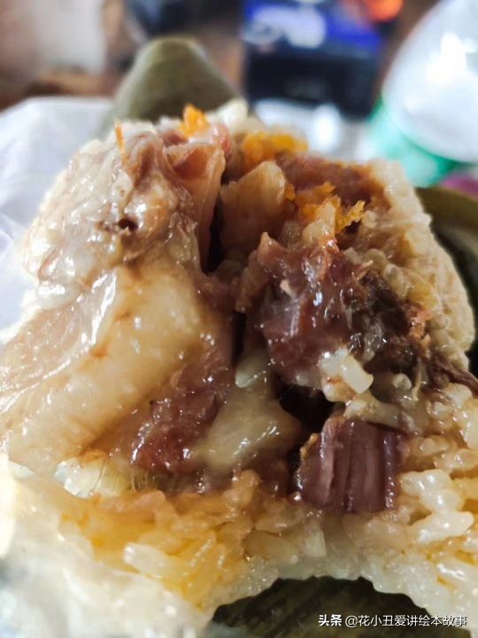 端午到，粽叶香！飘来了妈妈对我的爱，也飘去我对妈妈的想念。