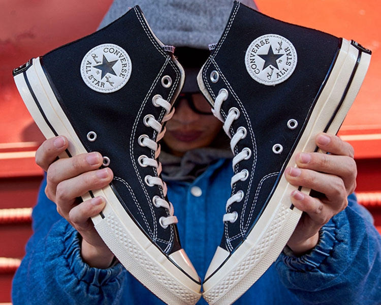 最适合配校服的匡威,最好搭配的匡威高帮颜色