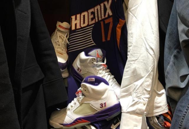 nba塔克为什么是球鞋之王,为啥说湖人塔克是19年状元