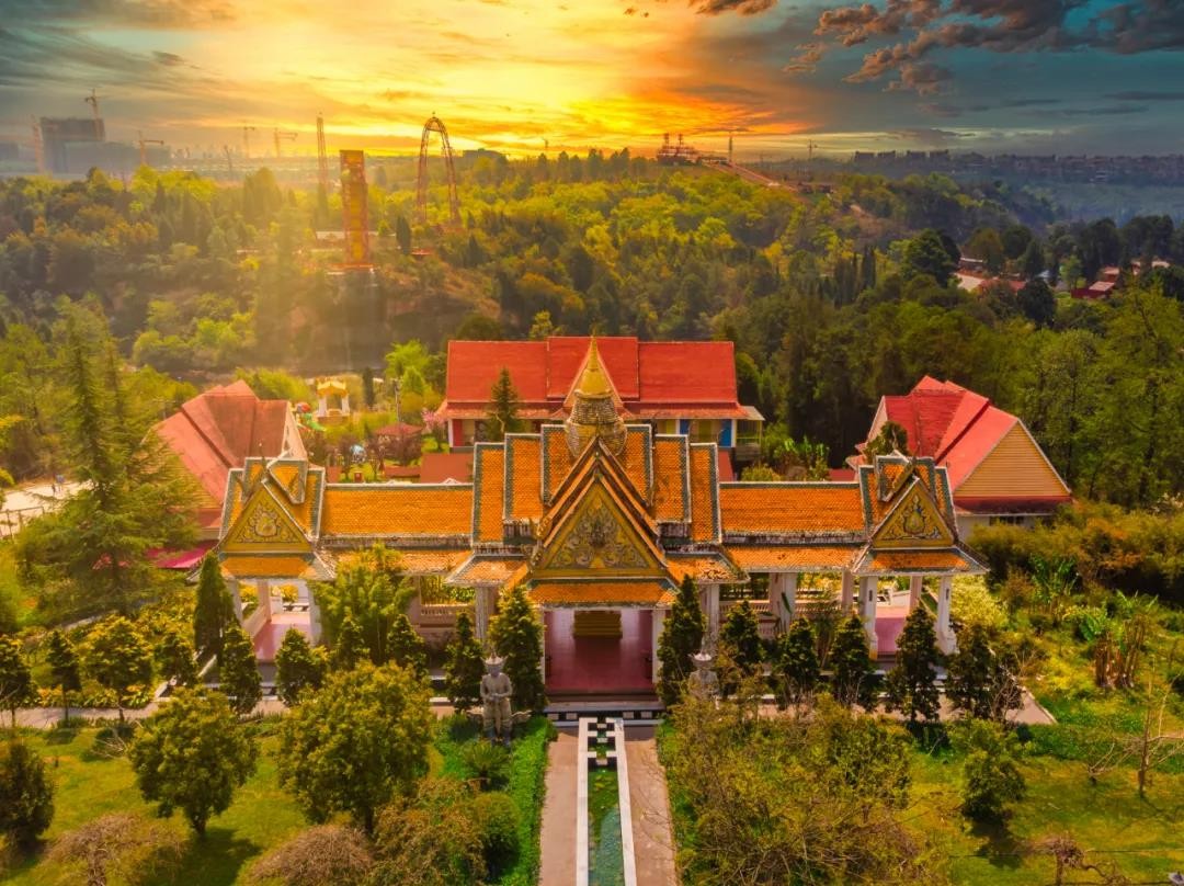 唐顿庄园日常生活,唐顿庄园奢侈生活