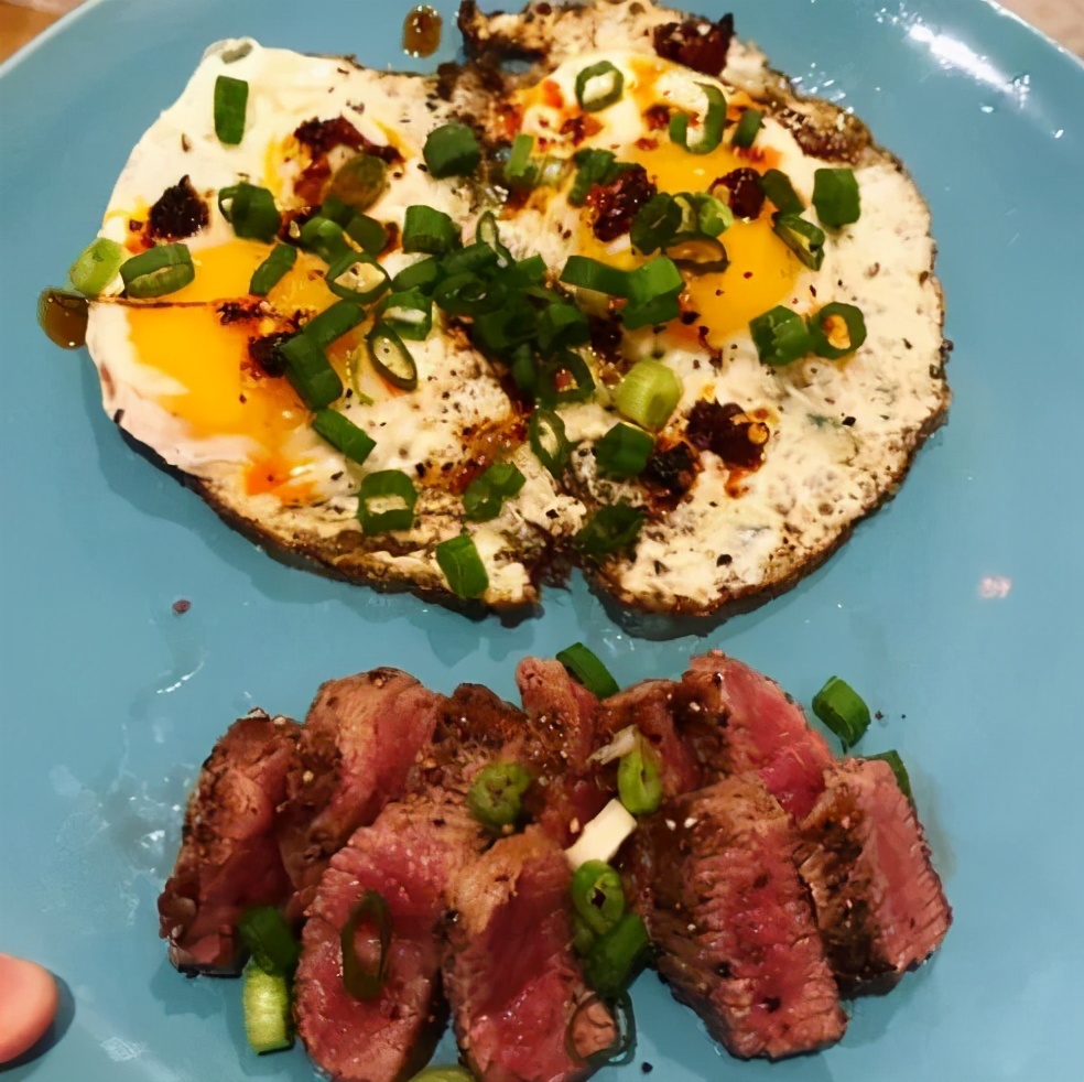 老外都爱来中国买手机壳？看完我笑吐了：谢谢外国友人提供致富路