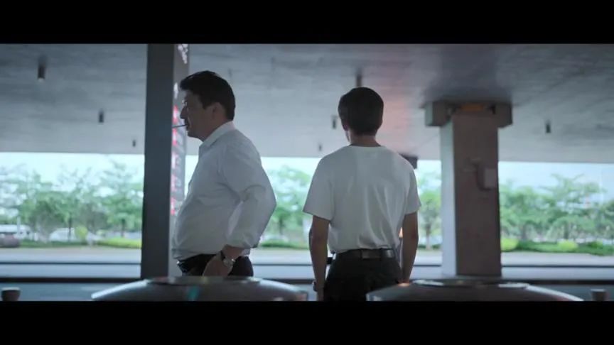 他一人未杀，却背负两条人命，最终落得自杀只能怪他太傻