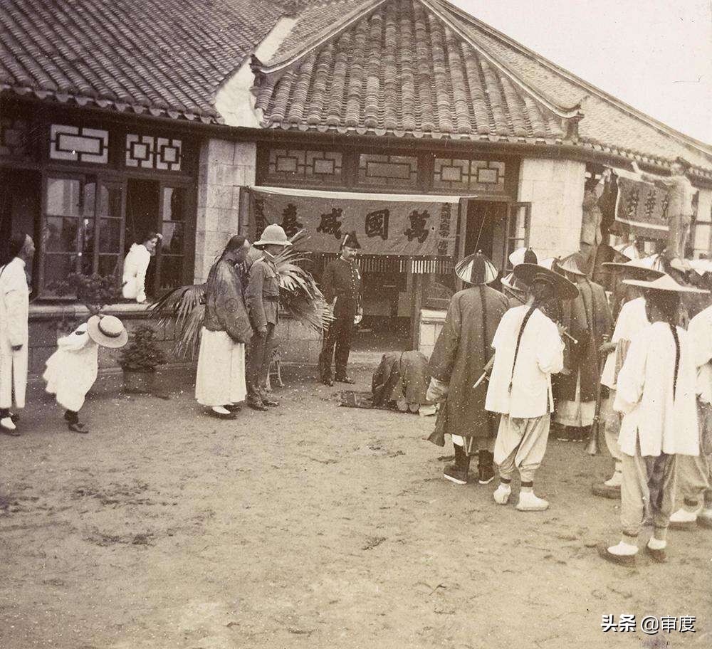 日本武士集体切腹仪式,为什么西方历史认为日本是受害者