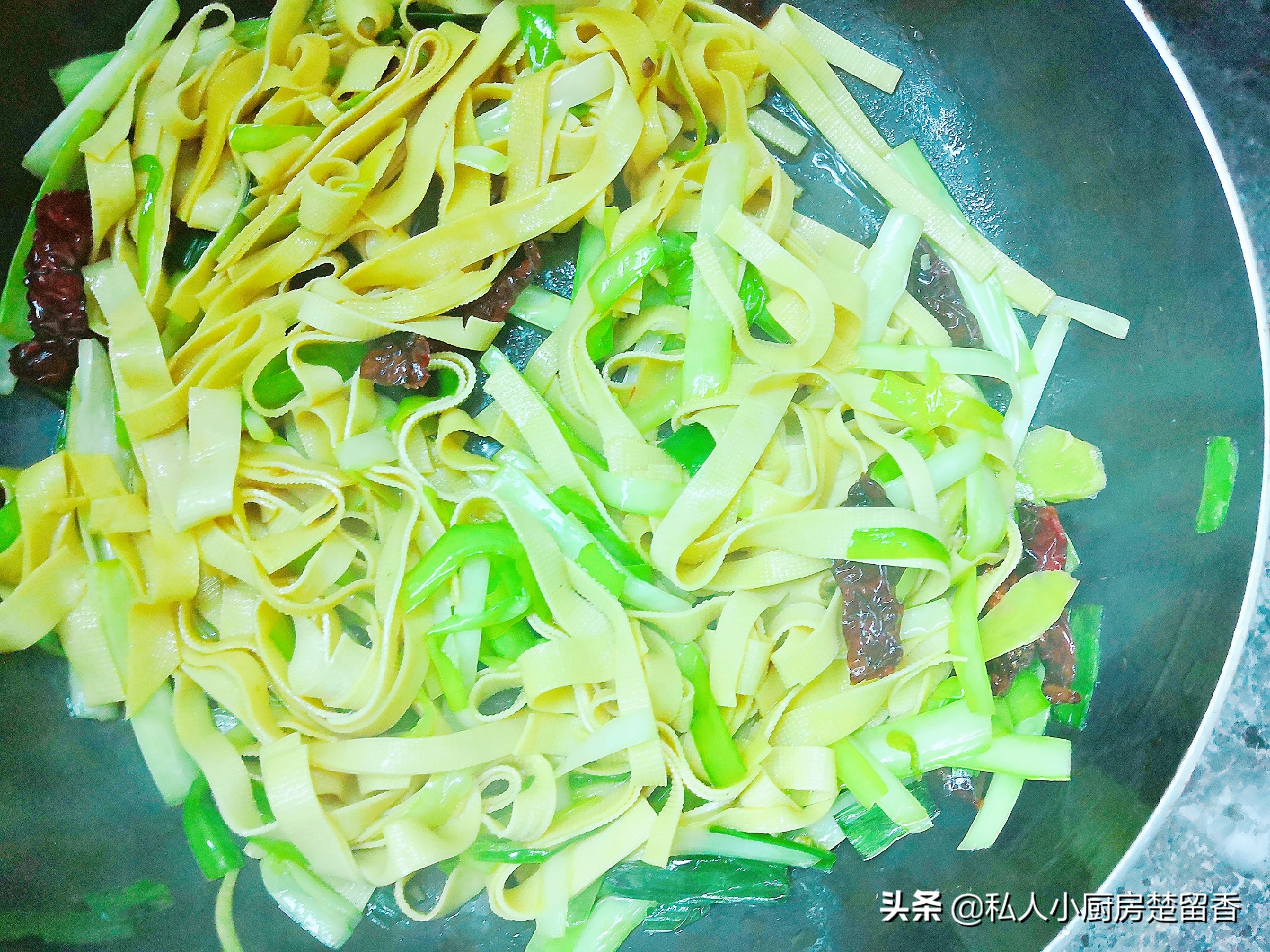 四月身体虚弱，要吃这道菜，提神抗疲劳，孩子高考要多吃