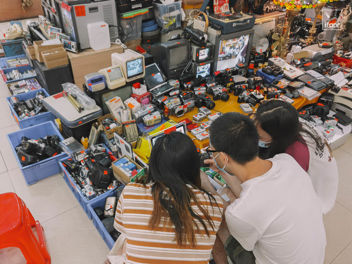 我在旧货市场淘了一天「电子垃圾」，这里是熟男的精神博物馆