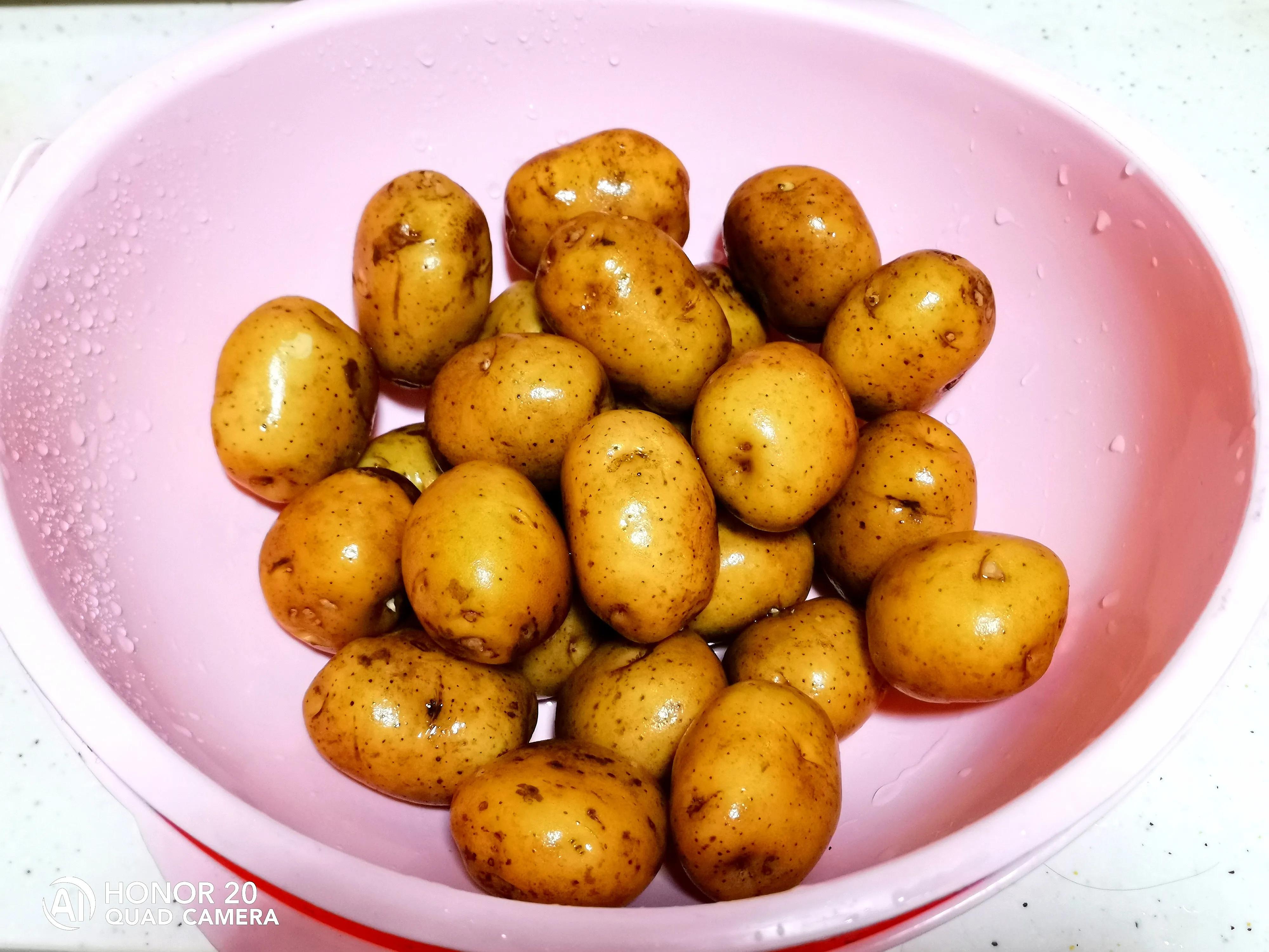 剩下来的炕土豆怎么做好吃,重庆炕土豆家常做法