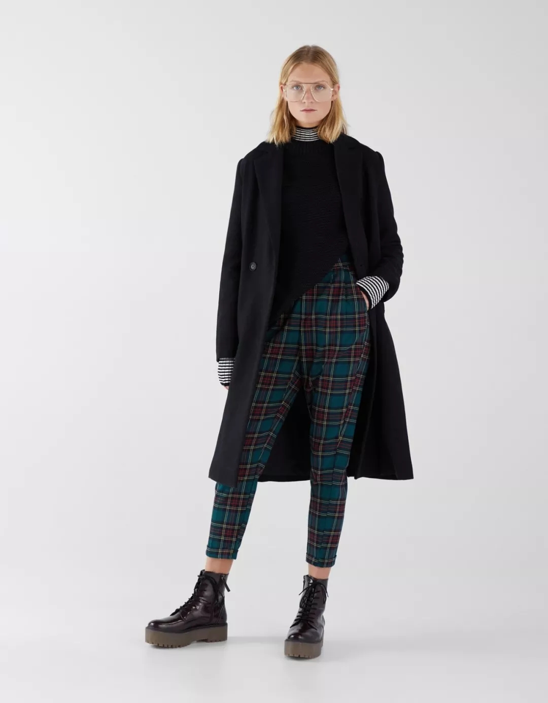 秋冬一定要有的呢子外套,秋冬大衣都有什么面料