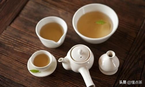 凤凰单枞用什么泥料壶冲泡最好,凤凰单枞盖碗冲泡标准克数