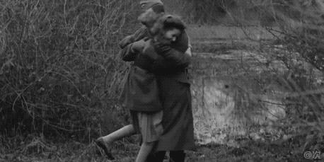 《广岛之恋》将时代劈开的现代电影开山之作24小时内的婚外情