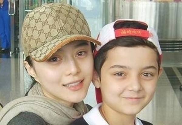 今年夏天手册,掌握这一招这个夏天让你白到发光