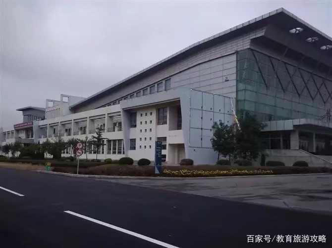 专科里的小清华是山东哪所学校,辽宁专科小清华