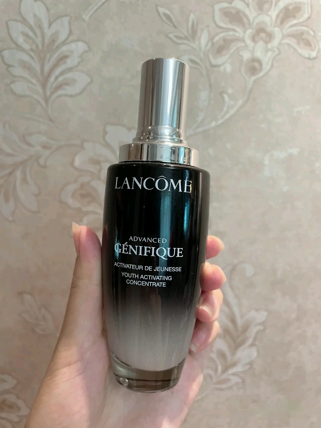 兰蔻护肤品好用还是海蓝之谜好用,兰蔻雅诗兰黛海蓝之谜哪个好卖