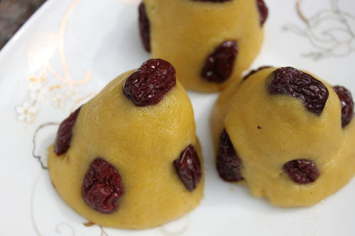 生活不易谁不是为了生活颠沛流离,生活不易往后余生好好面对