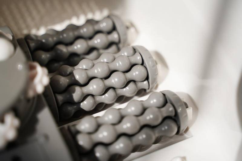 鍙岃剼娴告场鍦ㄦ俯娉夐噷,鍙岃剼娉＄儹姘磋兘鑸掔瓔娲荤粶