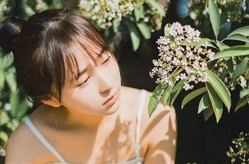 从小缺爱的女孩子应该怎么调整,从小缺爱被忽视的女生该怎么治愈