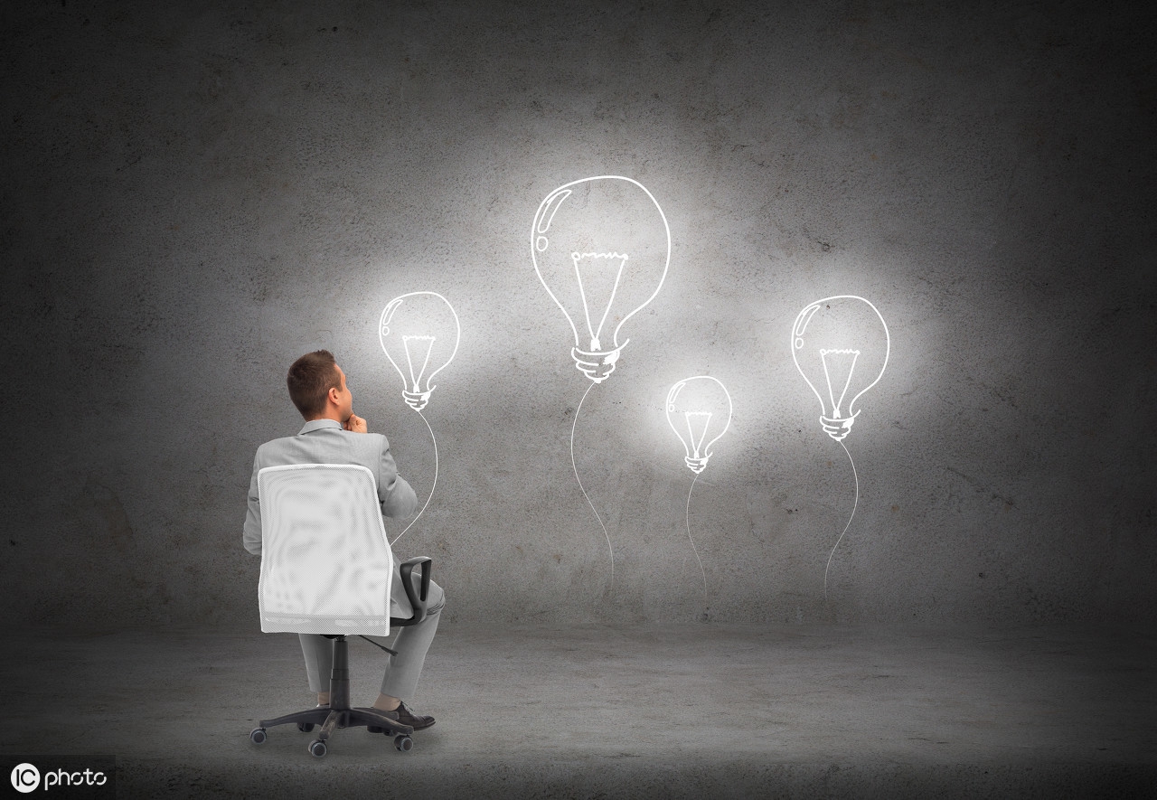 2024夏装童装陈列展示效果图,时尚小熊童装夏款陈列展示效果图