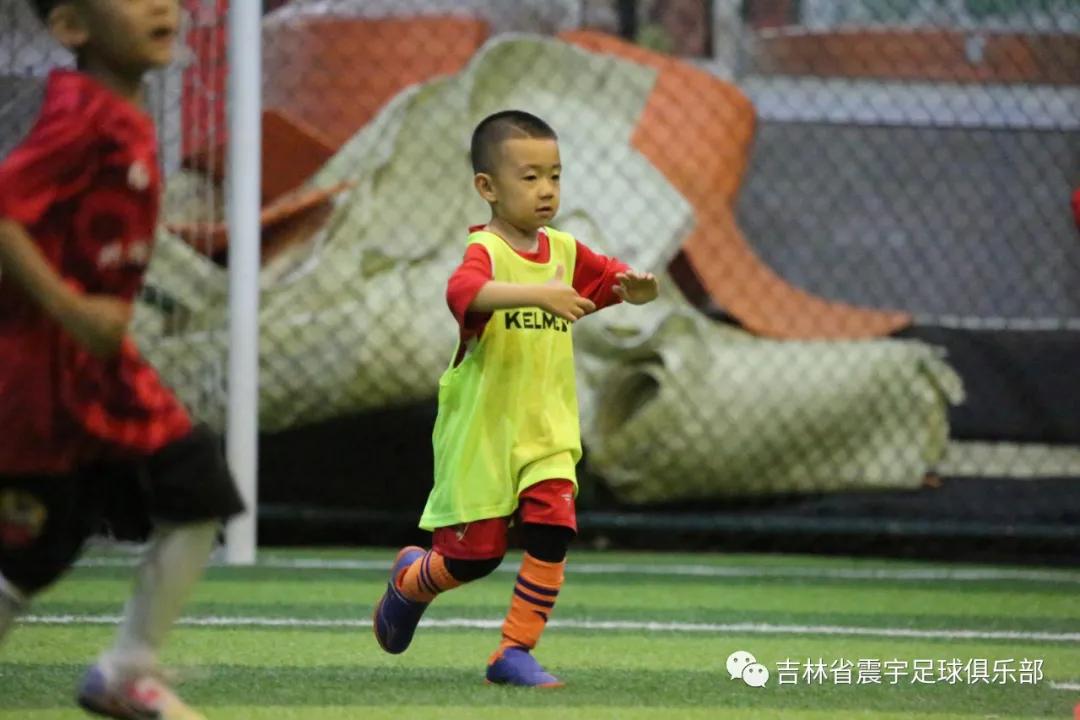 快乐童年,足球相伴!——震宇足球俱乐部“超级比赛日”精彩瞬间