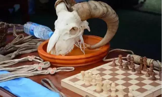 武汉最美大学中南民族大学,武汉文艺学校