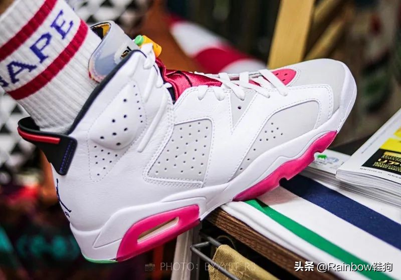 aj6兔八哥六代,aj6兔八哥好看还是手稿好看