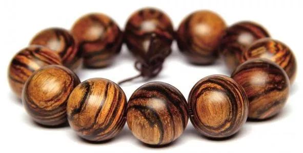 海南虎皮沉香的香味简介,虎皮沉香普通沉香区别