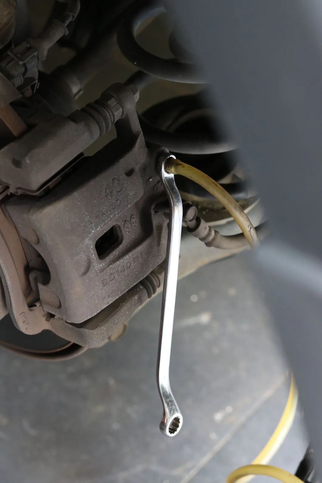 怪兽修车：翻新“老旧状态”的11年起亚索兰托，15万公里重回巅峰