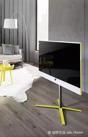 客厅可以有电视，但不该成为主角，它们可以摆成这样