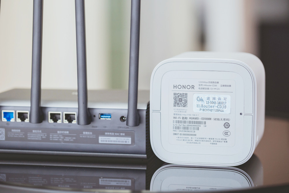 荣耀路由pro对比pro2,荣耀路由pro和小米路由器哪个好