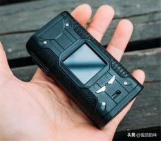 建议退休老人：手头再紧，跺跺脚拿下这“5合1”收音机，出门必备